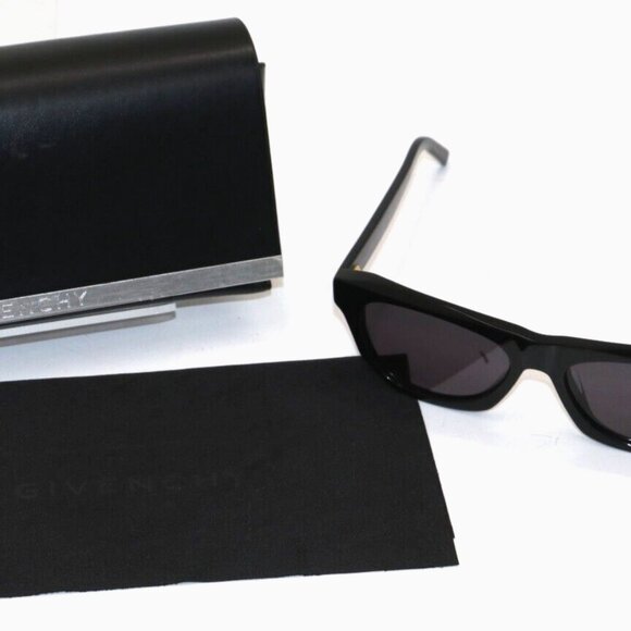Givenchy GV40026U 01A 55-17 140 Black Cat Eye Sunglasses - Picture 1 of 15